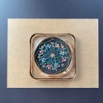 Çiçekli kare mumluk